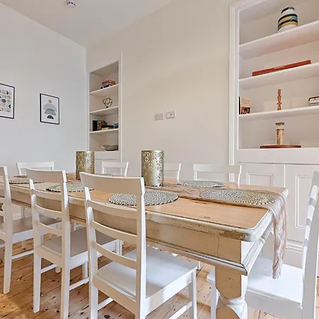 Ty Calon - 3 Storey 1920S Home, Close To Beach & The City- Close To Theatre- Perfect For Family & Friend Breaks Or Longer Term For Contractors, Crew And Cast Swansea Extérieur photo