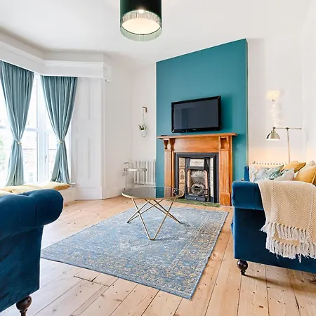 Ty Calon - 3 Storey 1920S Home, Close To Beach & The City- Close To Theatre- Perfect For Family & Friend Breaks Or Longer Term For Contractors, Crew And Cast Swansea Extérieur photo